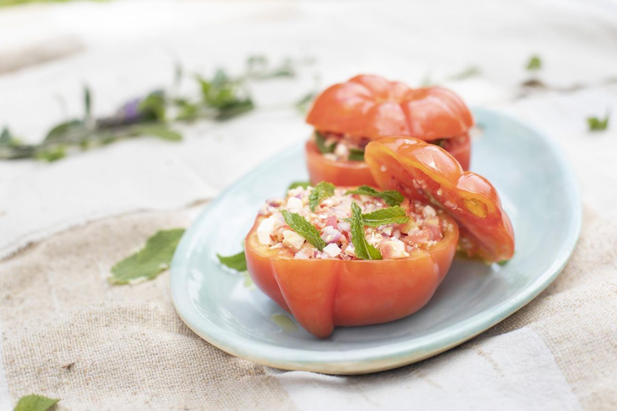 Tomate Relleno con Quinoa y Queso El Gourmet